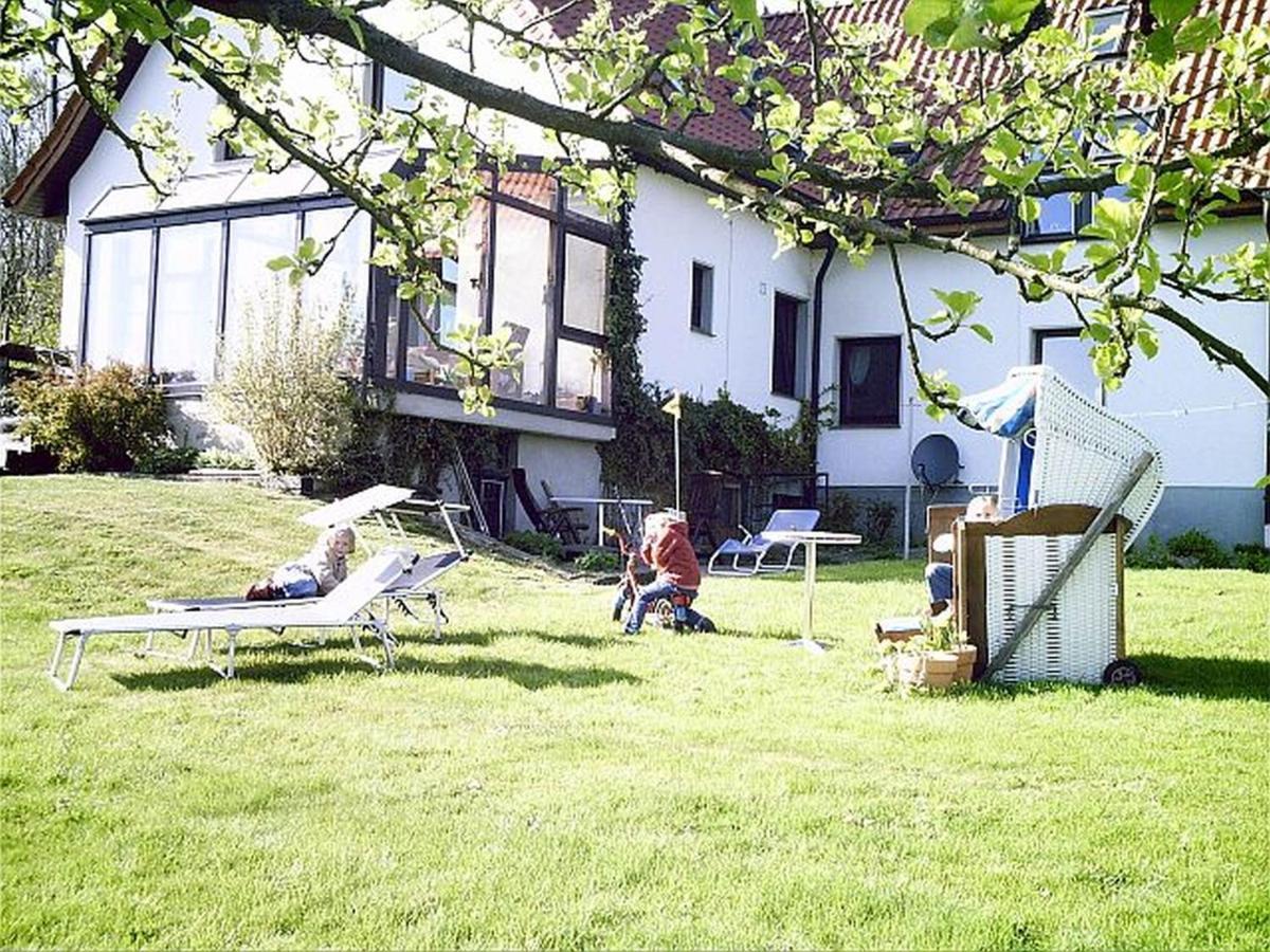 Ferienwohnung Im Haus Am Wald Брілон Екстер'єр фото